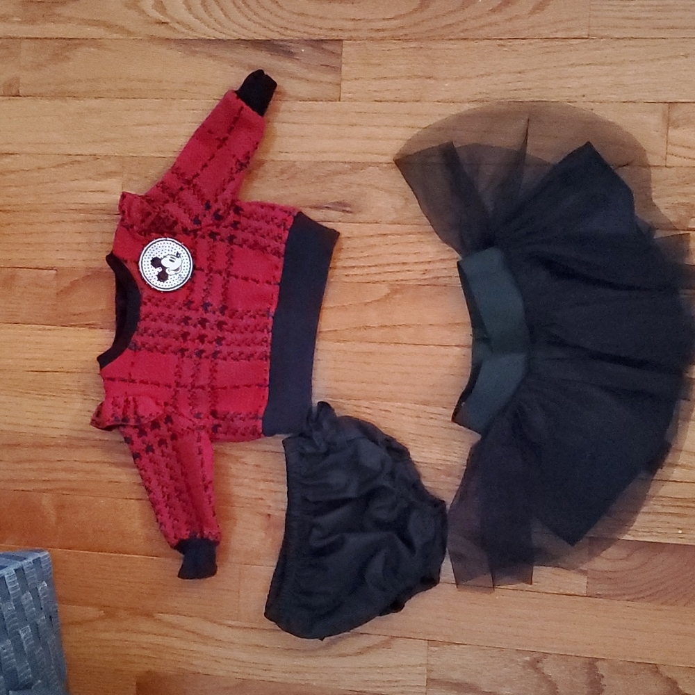Pippa and Julie 3 piece Mickey outfit size 0/3 months